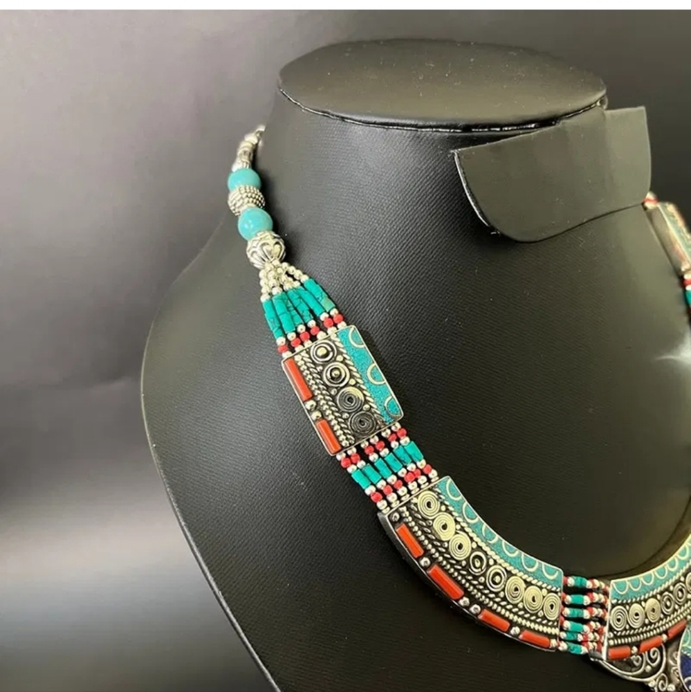 Tibetan Style Collar Necklace - Picture 3 of 3
